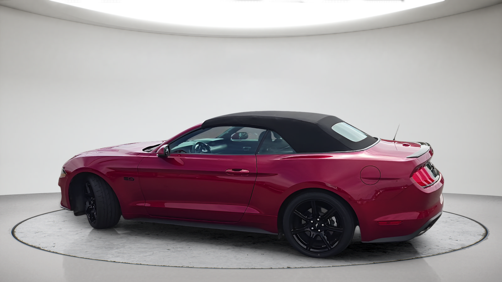 Used 2020 Ford Mustang GT Premium w/ Ford Safe & Smart Package RWD image 10