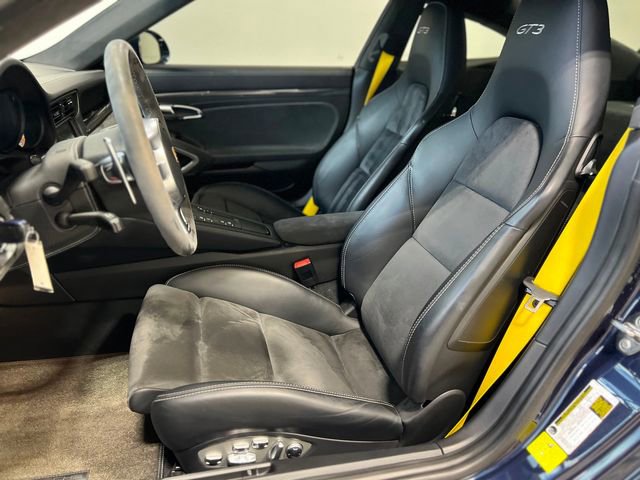 Used 2015 Porsche 911 GT3 RWD image 19