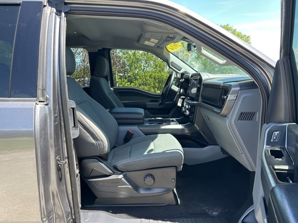Used 2024 Ford F150 XLT w/ FX4 Off-Road Package image 36