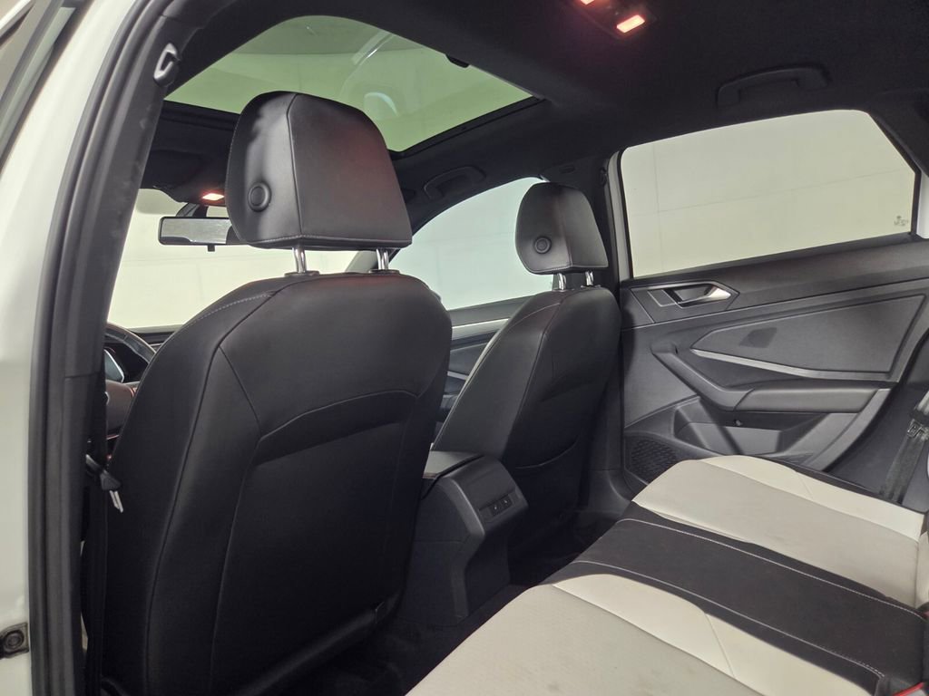 Used 2019 Volkswagen Jetta R-Line FWD image 26