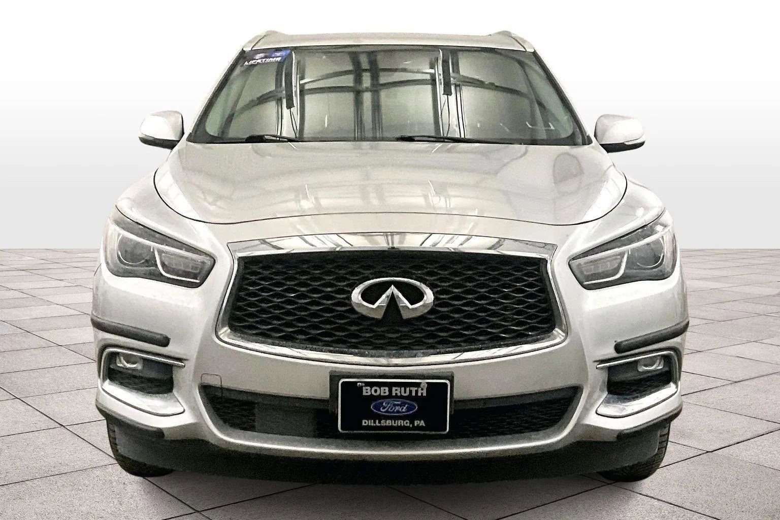 Used 2019 INFINITI QX60 Luxe image 3
