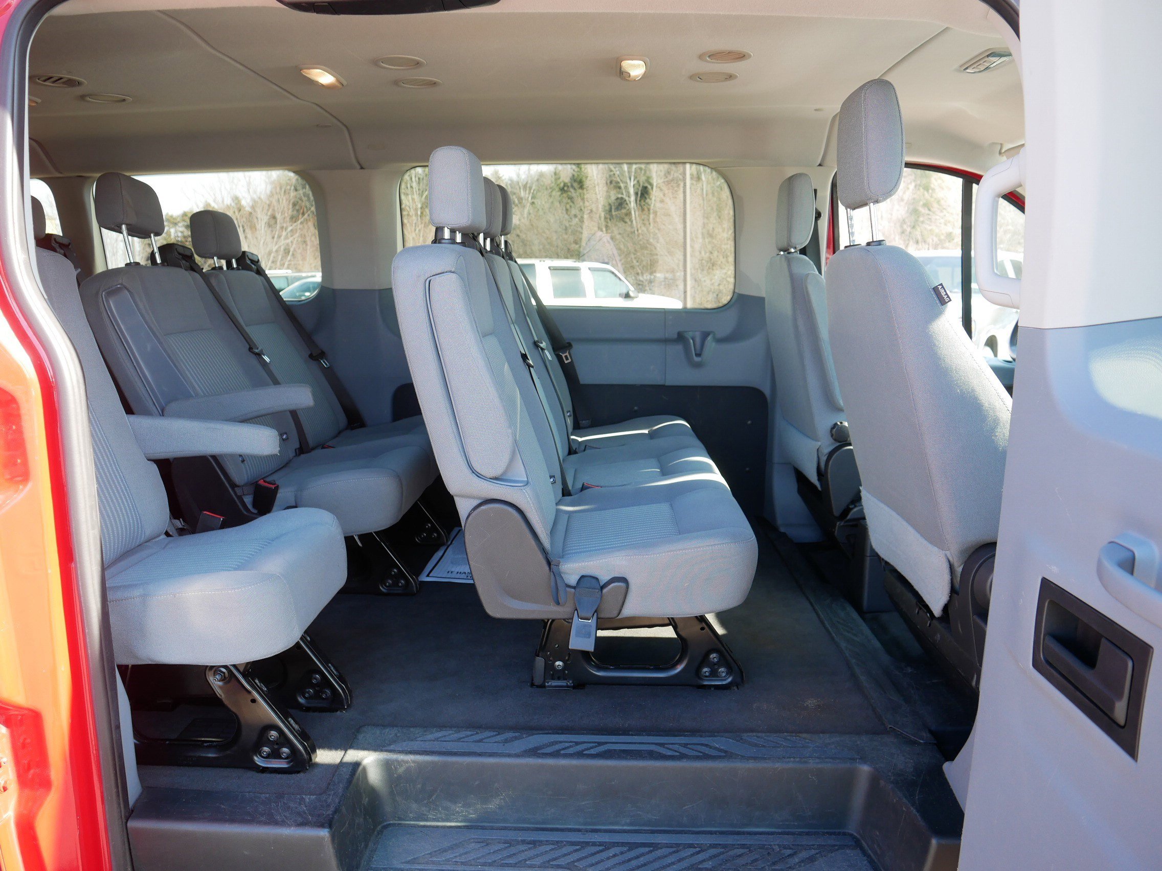 Used 2015 Ford Transit 350 XLT image 34