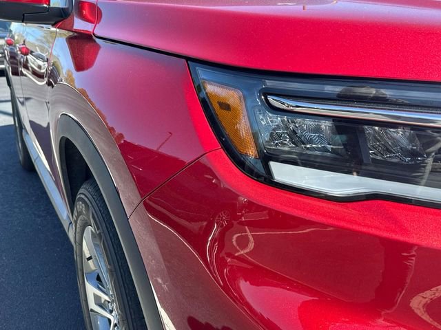 Used 2025 Honda Pilot EX-L image 10