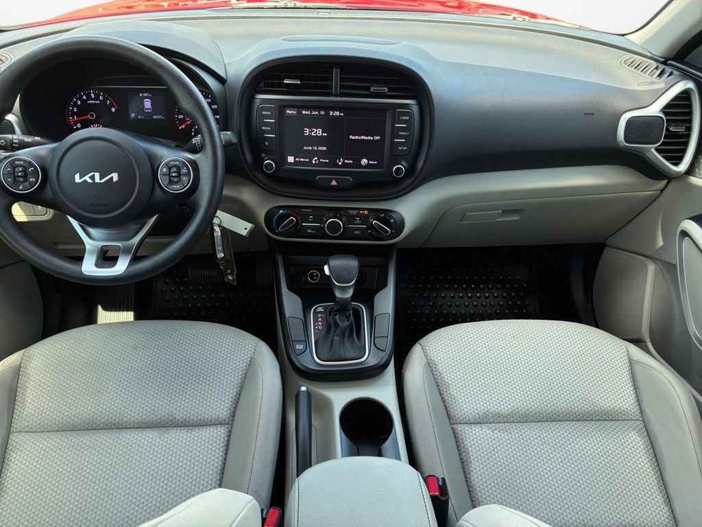 Used 2022 Kia Soul LX FWD image 20