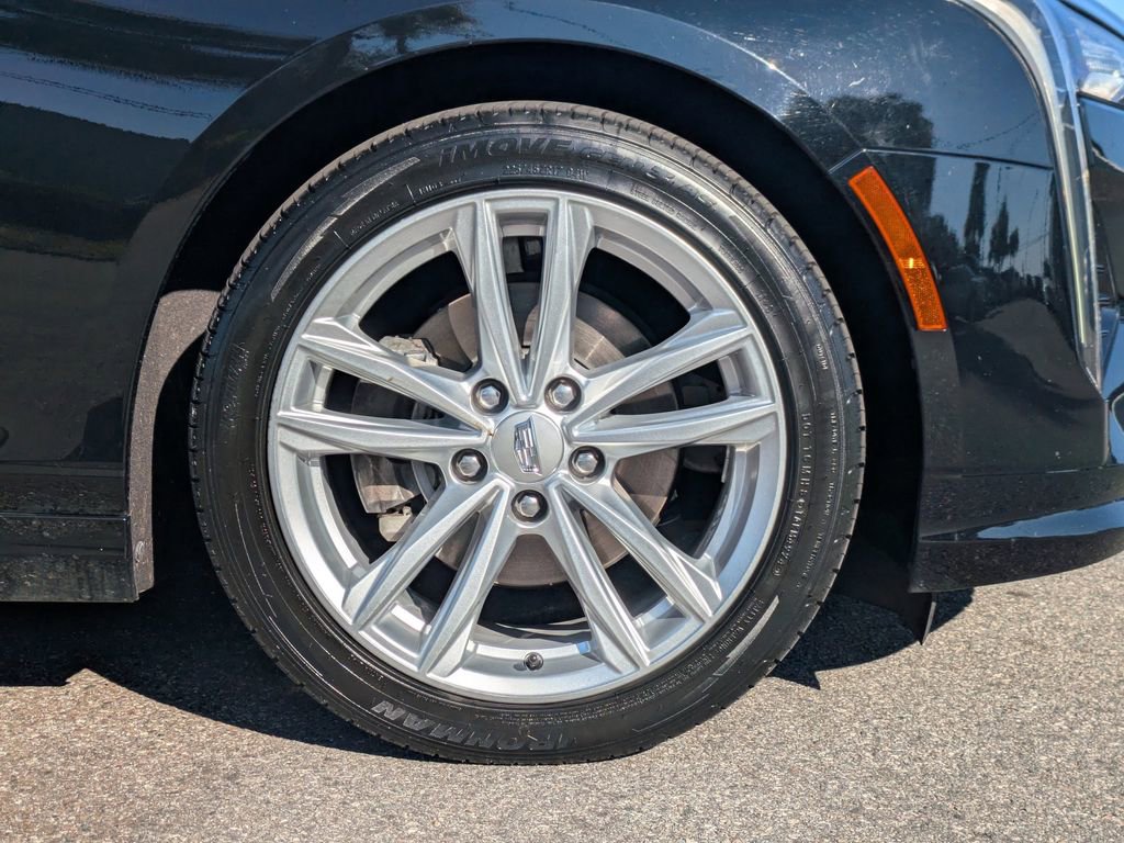 Used 2021 Cadillac CT4 Luxury image 11