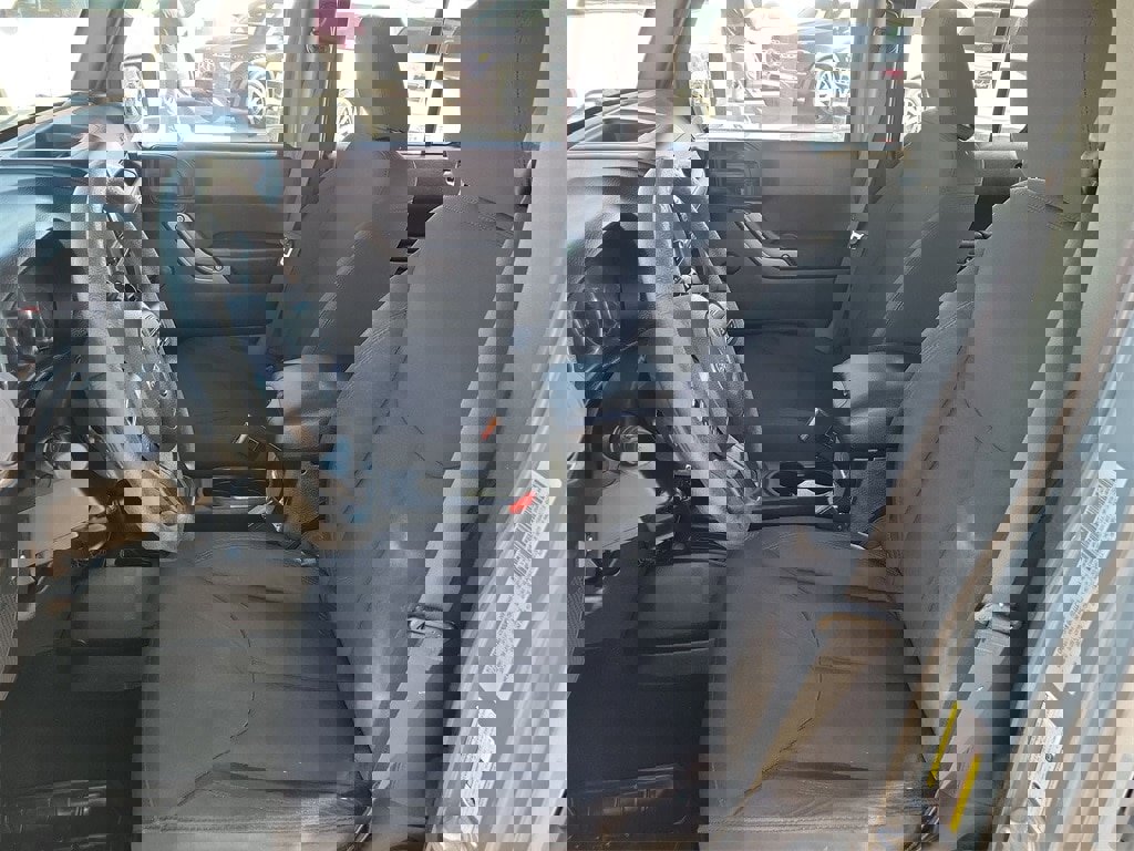 Used 2015 Jeep Wrangler Unlimited Sport image 16