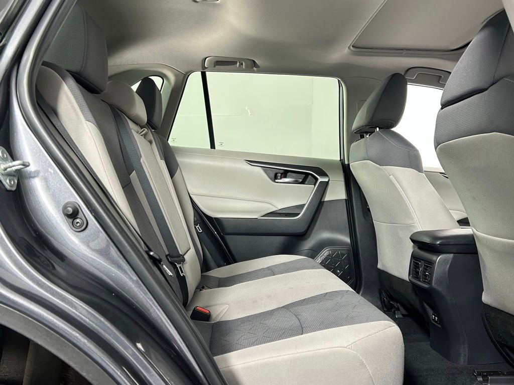 Used 2021 Toyota RAV4 XLE image 12