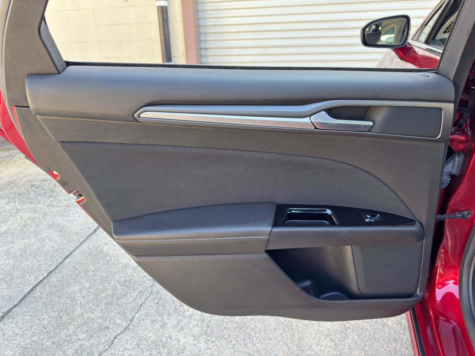 Used 2013 Ford Fusion SE FWD image 36