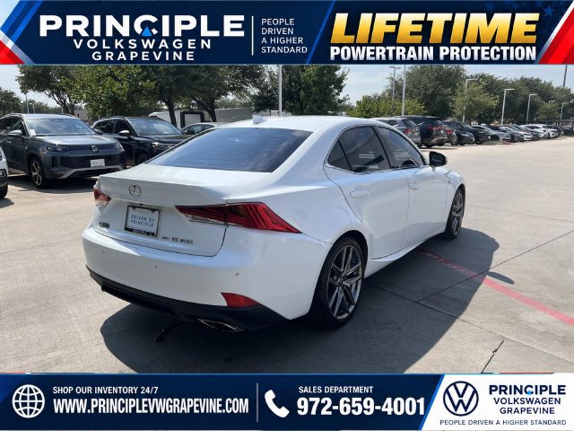 Used 2020 Lexus IS 300 F Sport w/ F Sport Package AWD/4WD image 9
