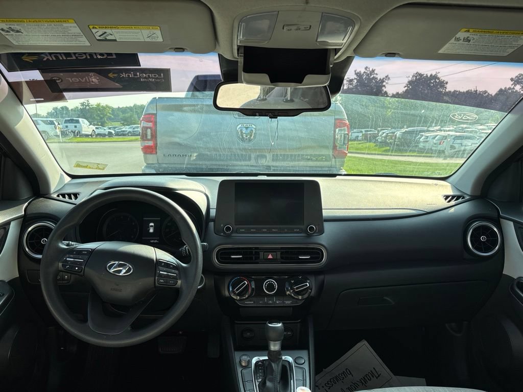 Used 2022 Hyundai Kona SEL FWD image 5