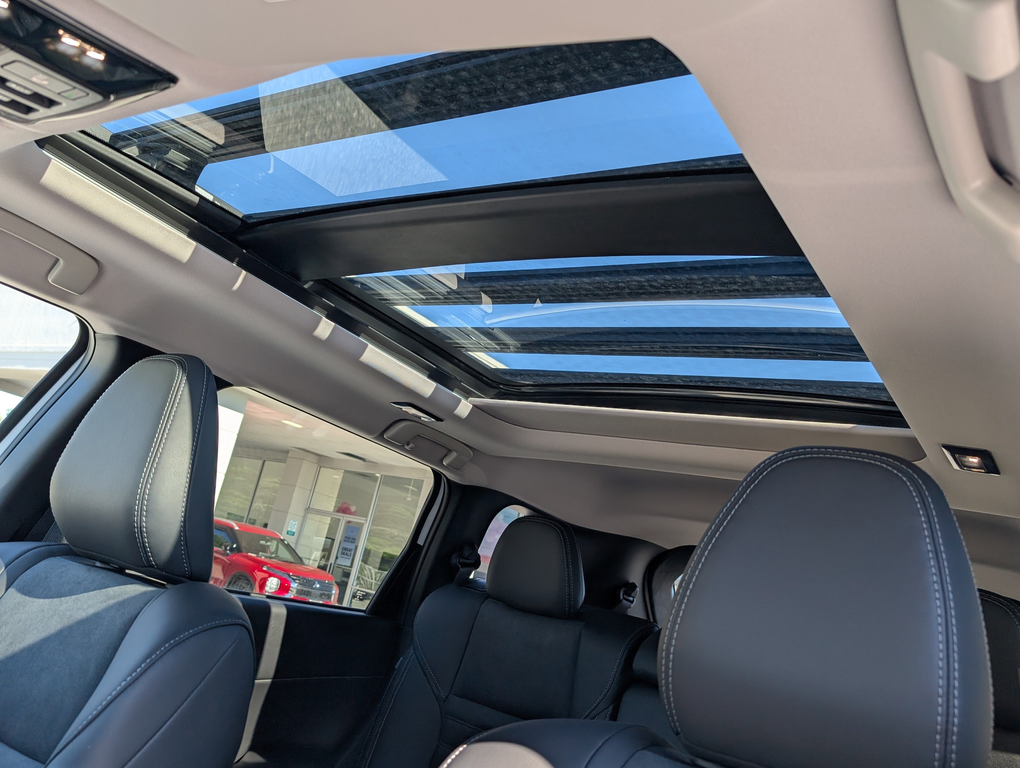 New 2025 Mitsubishi Outlander Trail Edition image 18