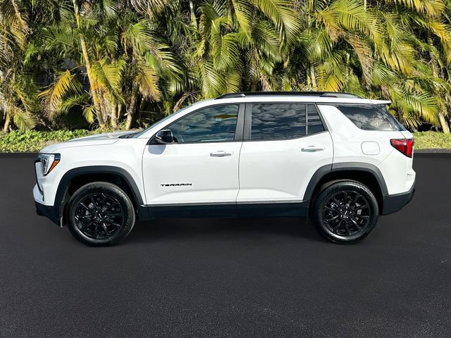 Used 2026 GMC Terrain Elevation w/ Elevation Premium Package FWD image 8
