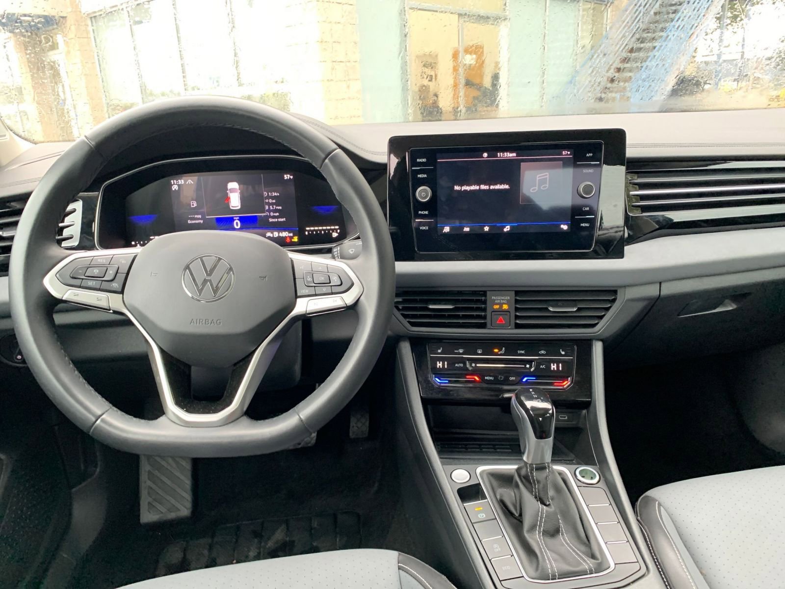 Used 2025 Volkswagen Jetta SE image 32