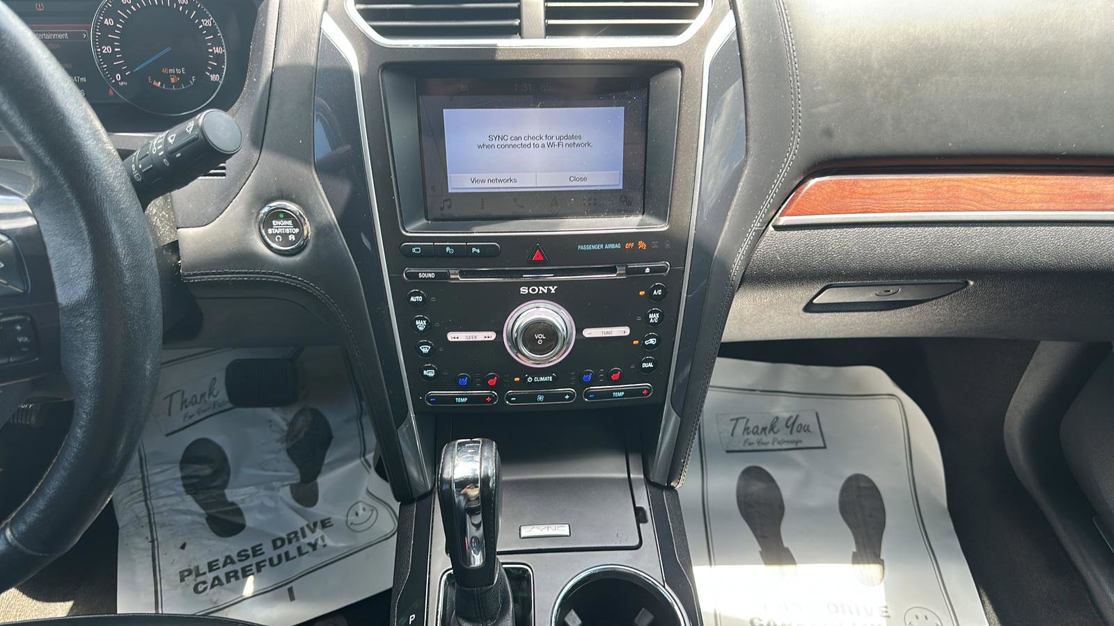 Used 2018 Ford Explorer Platinum AWD/4WD image 12