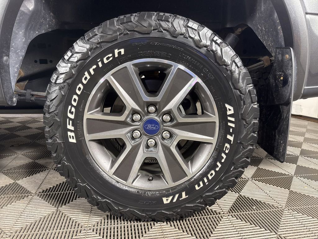 Used 2017 Ford F150 XLT w/ Equipment Group 302A Luxury AWD/4WD image 14