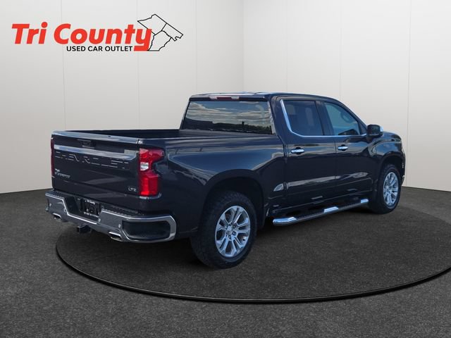 Used 2022 Chevrolet Silverado 1500 LTZ AWD/4WD image 8