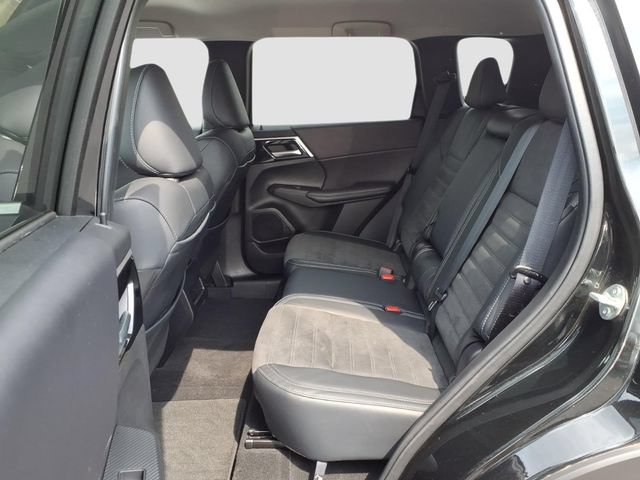 Used 2024 Mitsubishi Outlander SE AWD/4WD image 18