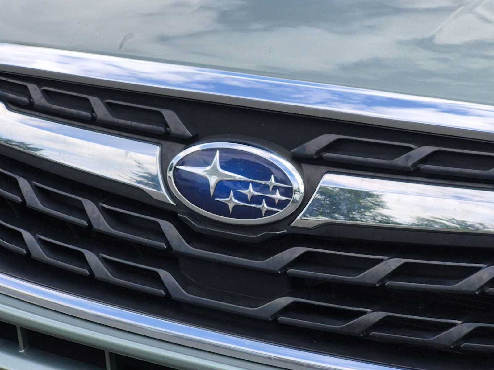 Used 2018 Subaru Forester 2.5i Premium w/ All-Weather Package AWD/4WD image 12