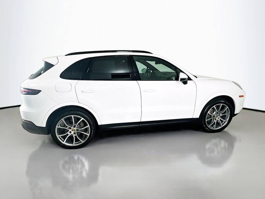 Certified 2019 Porsche Cayenne S image 8