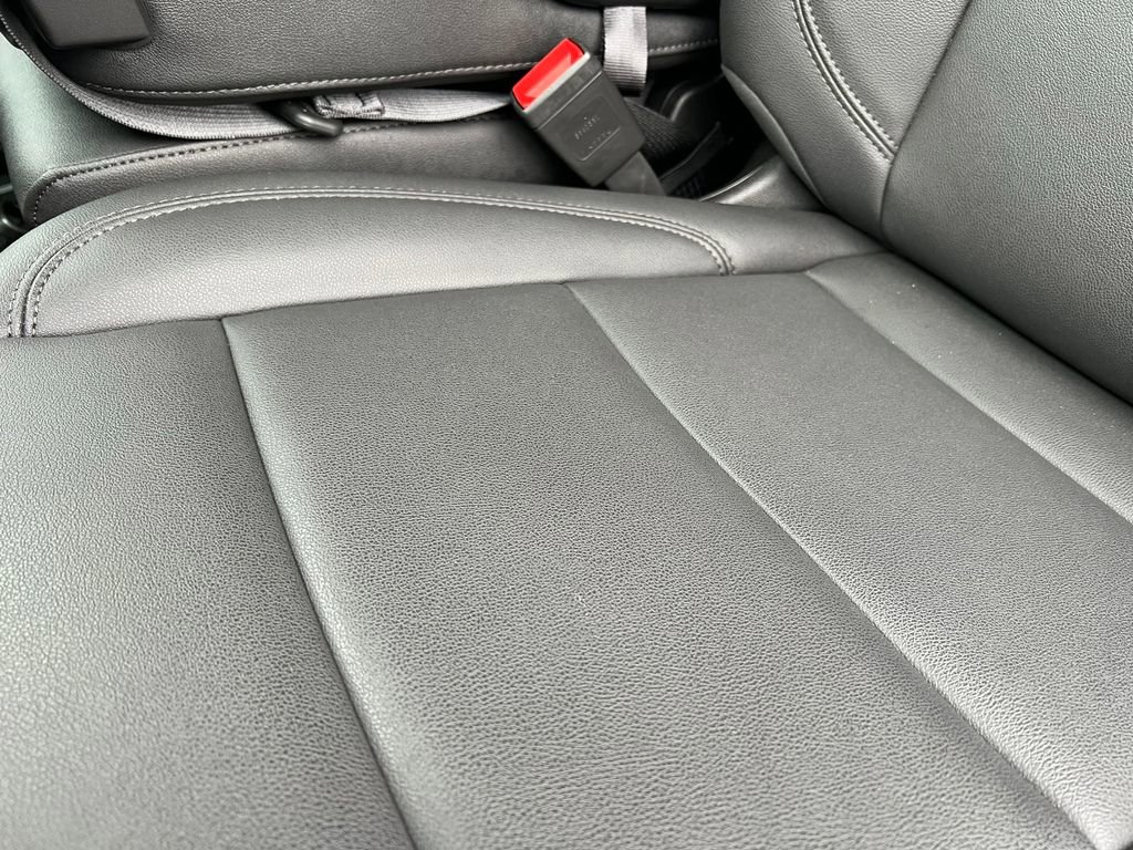 Certified 2026 GMC Sierra 2500 Pro w/ Convenience Package AWD/4WD image 19