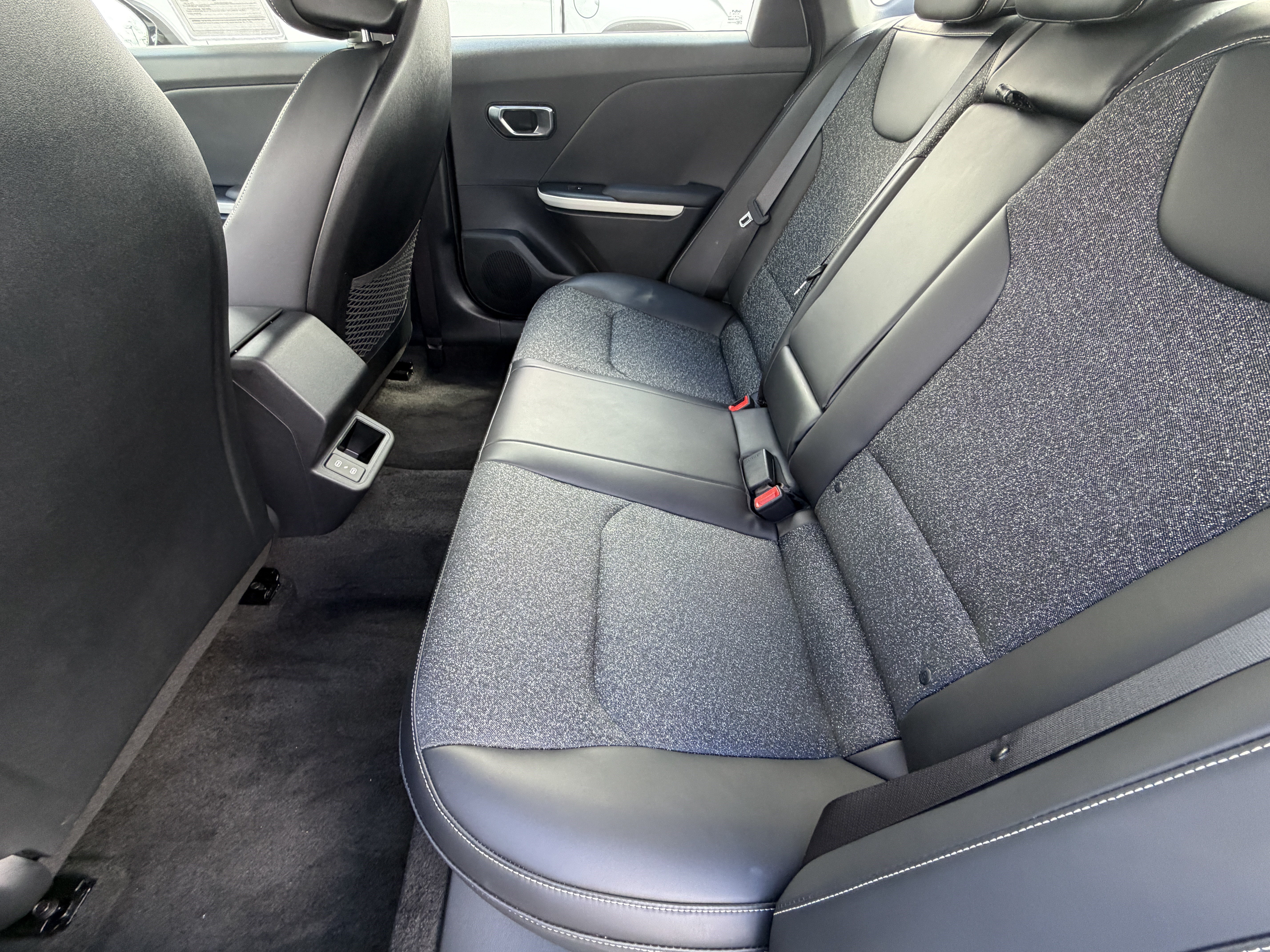 Certified 2025 Kia K4 GT-Line Turbo w/ GT-Line Sunroof Package FWD image 28