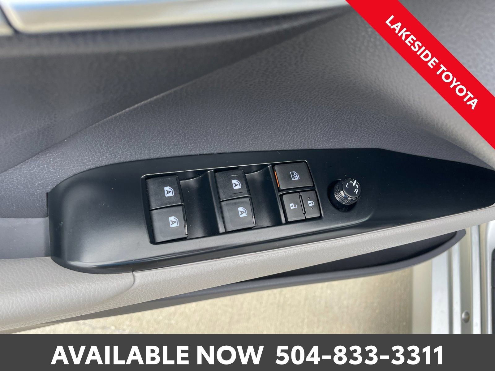 Used 2019 Toyota Camry LE image 25