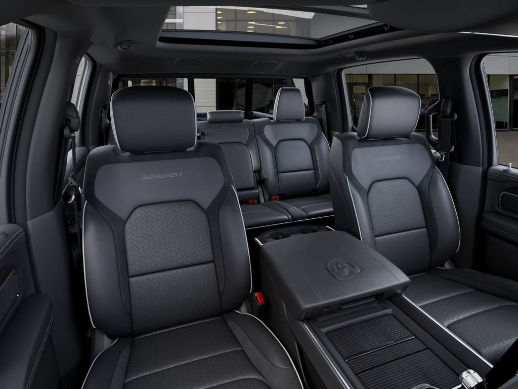 New 2026 RAM 1500 Laramie AWD/4WD image 17