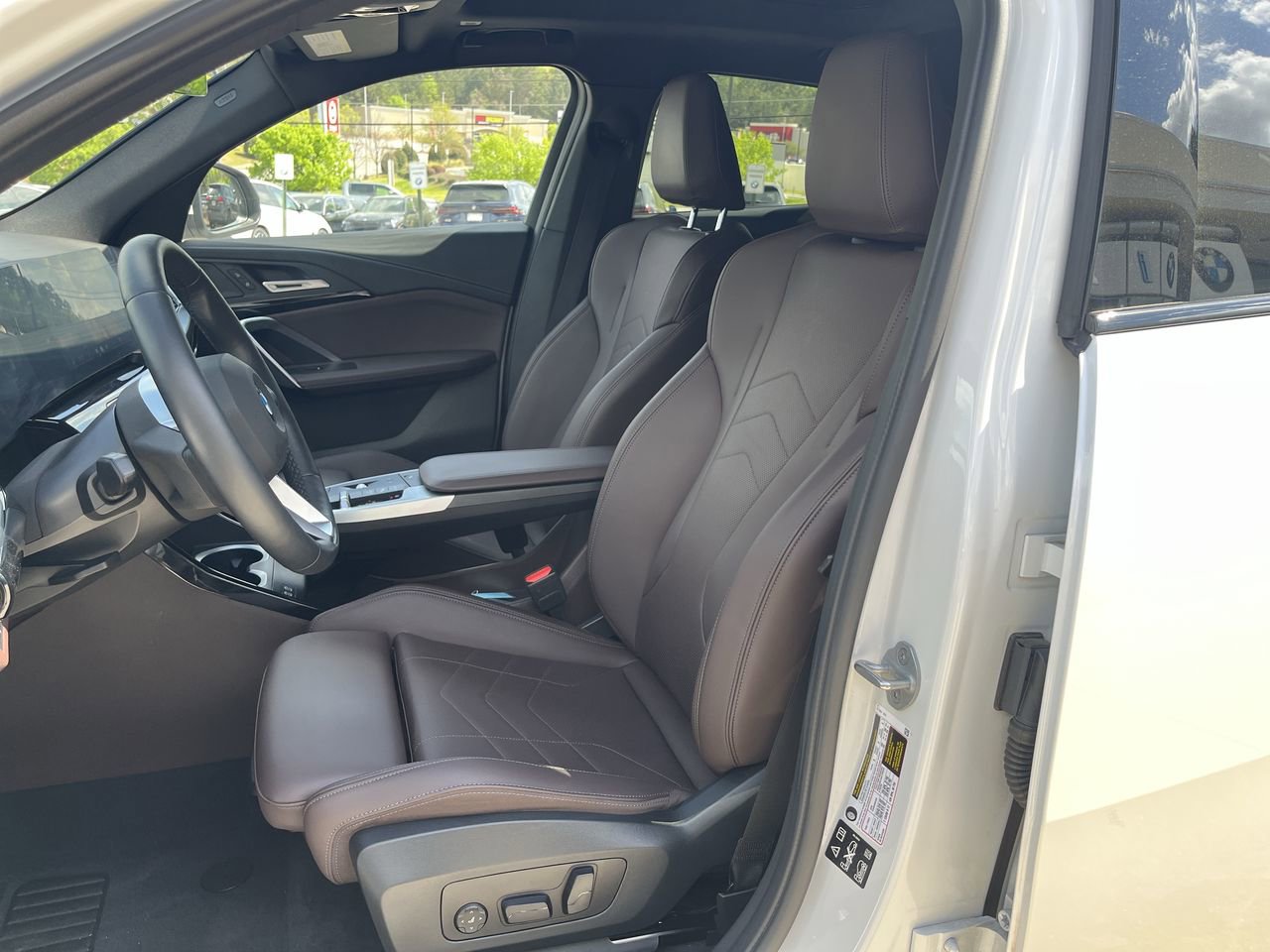 Certified 2025 BMW X2 xDrive28i image 14