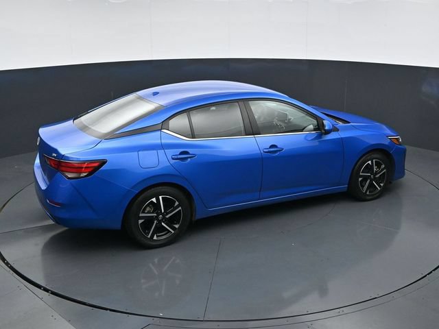 Used 2024 Nissan Sentra SV FWD image 32