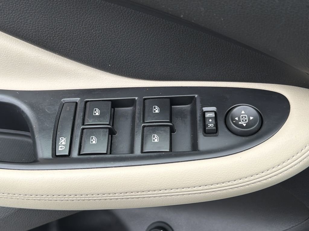 Used 2020 Buick Envision Essence w/ Experience Buick Package image 19