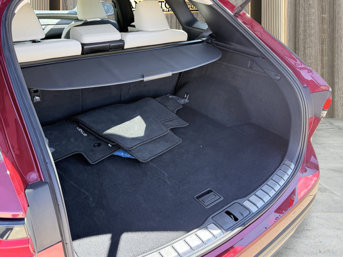 Used 2025 Lexus RX 350 Premium Plus w/ Convenience Package image 14