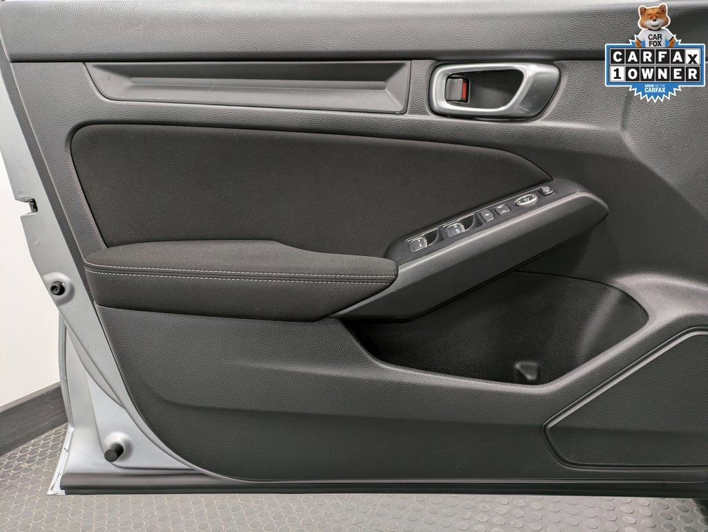 Used 2023 Honda Civic Sport image 9