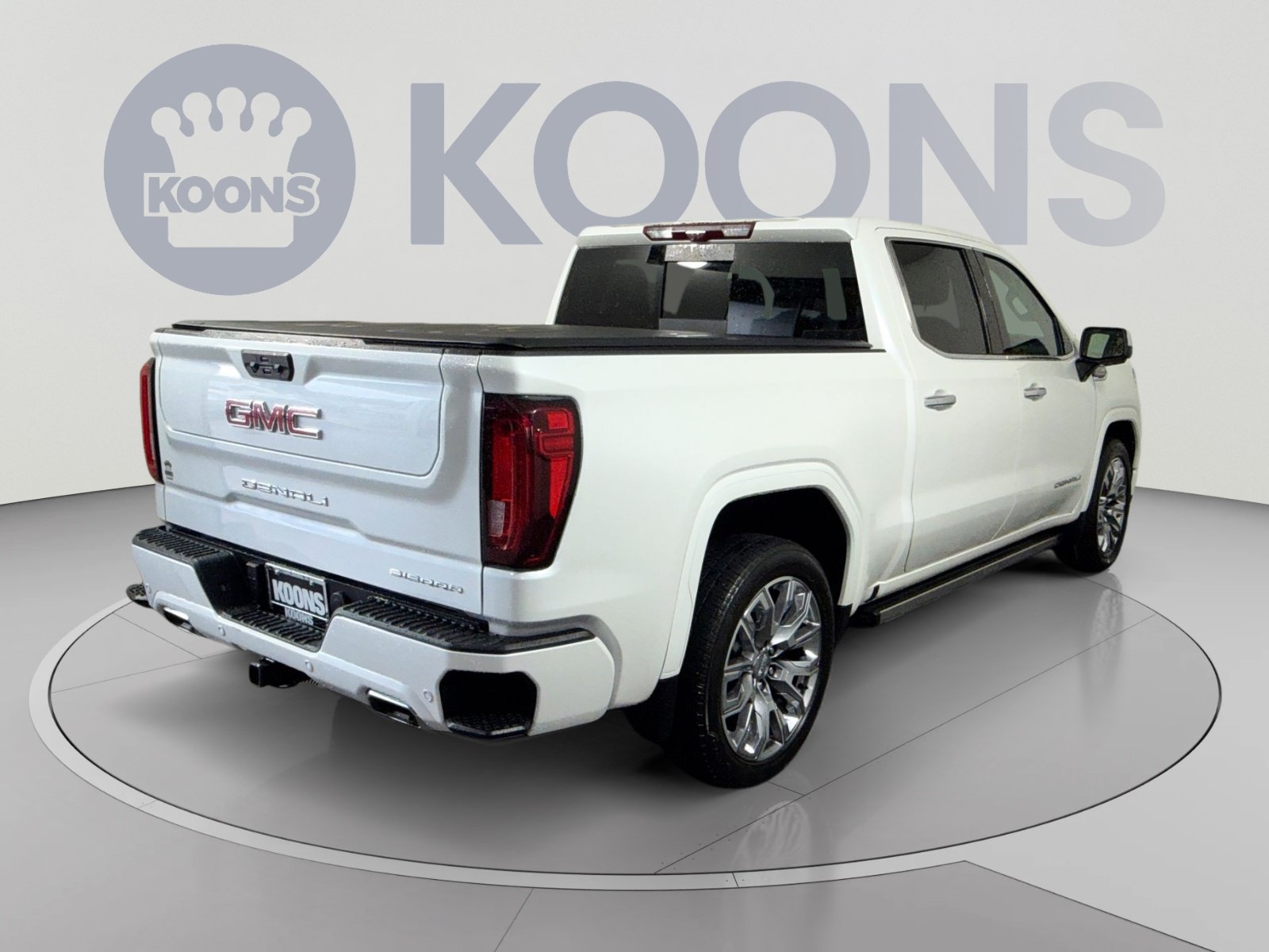 Used 2024 GMC Sierra 1500 Denali AWD/4WD image 7