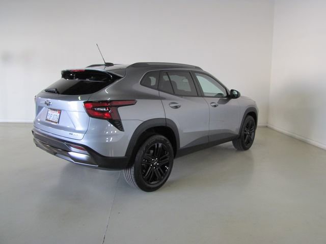 Used 2025 Chevrolet Trax ACTIV w/ Driver Confidence Package image 24