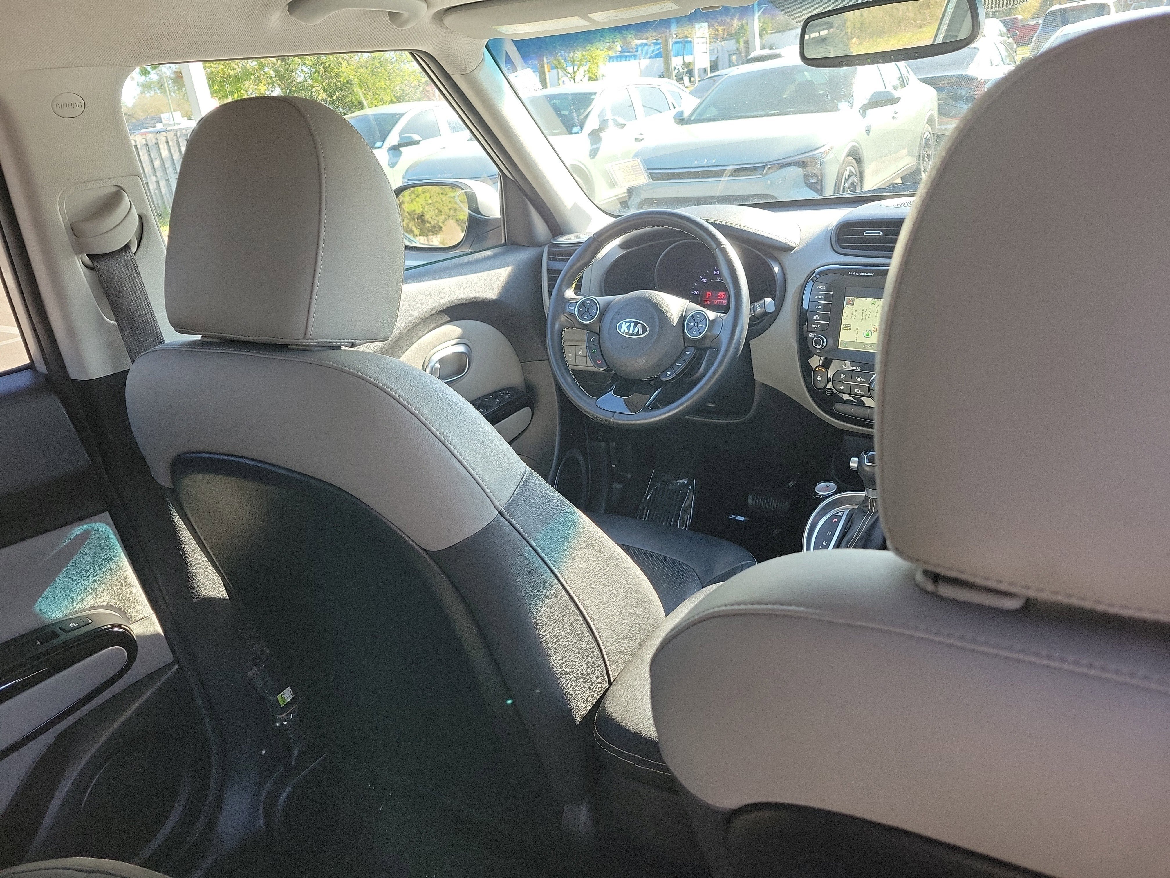 Used 2016 Kia Soul + w/ Primo Package image 13