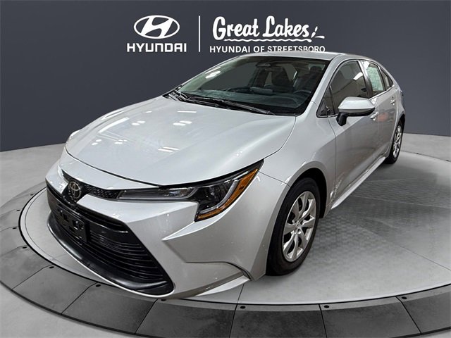 Used 2024 Toyota Corolla LE image 1