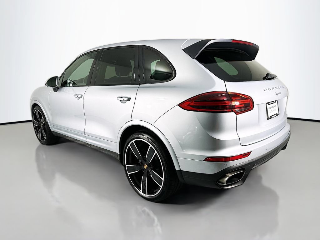 Used 2017 Porsche Cayenne Platinum Edition AWD/4WD image 3