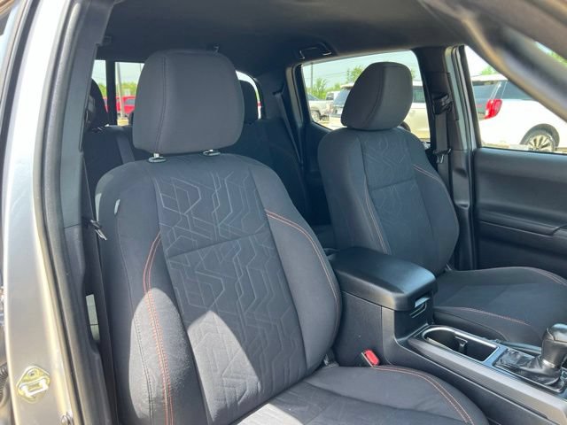 Used 2020 Toyota Tacoma TRD Off-Road AWD/4WD image 22