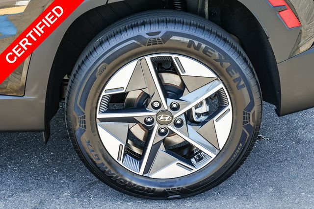 Certified 2025 Hyundai Tucson SEL AWD/4WD image 8