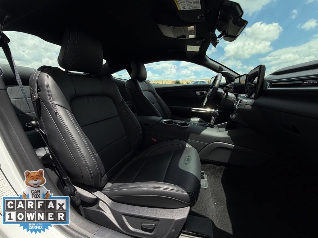Used 2026 Ford Mustang Premium RWD image 25