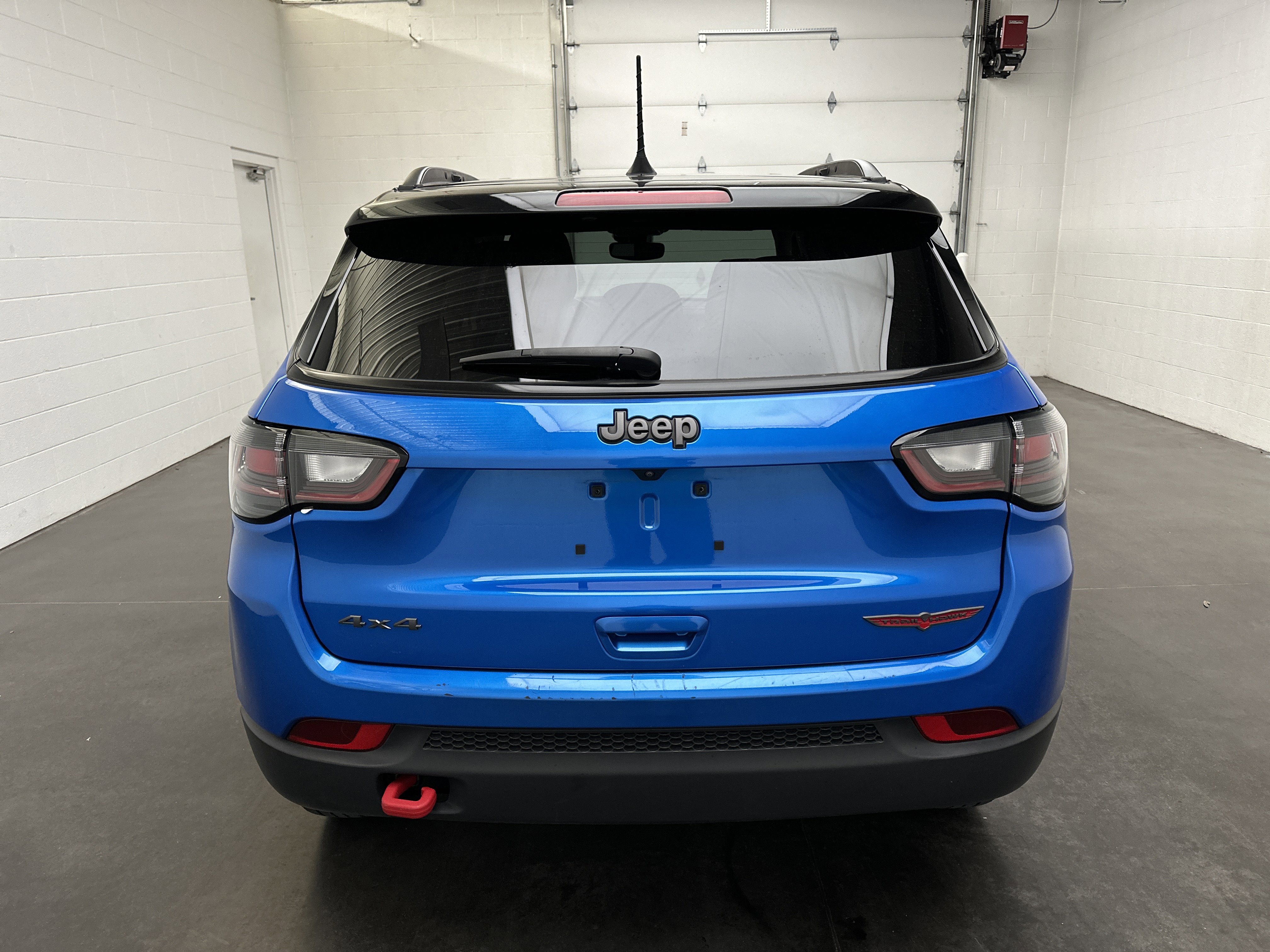 Used 2022 Jeep Compass Trailhawk w/ Trailhawk Elite Group image 8