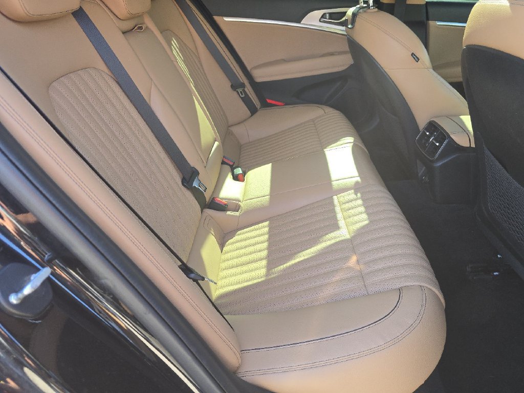 Used 2022 Genesis G70 2.0T w/ Prestige Package AWD/4WD image 19