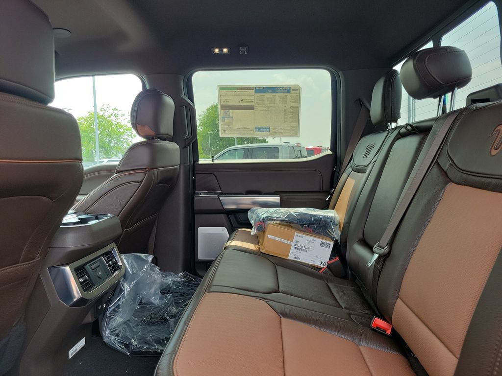 New 2026 Ford F250 King Ranch w/ Chrome Package AWD/4WD image 14