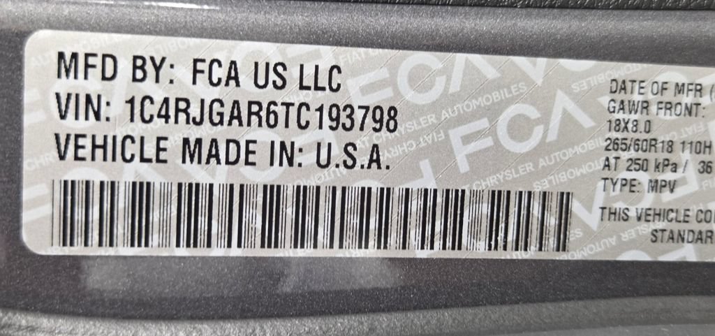 Used 2026 Jeep Grand Cherokee Altitude RWD image 33