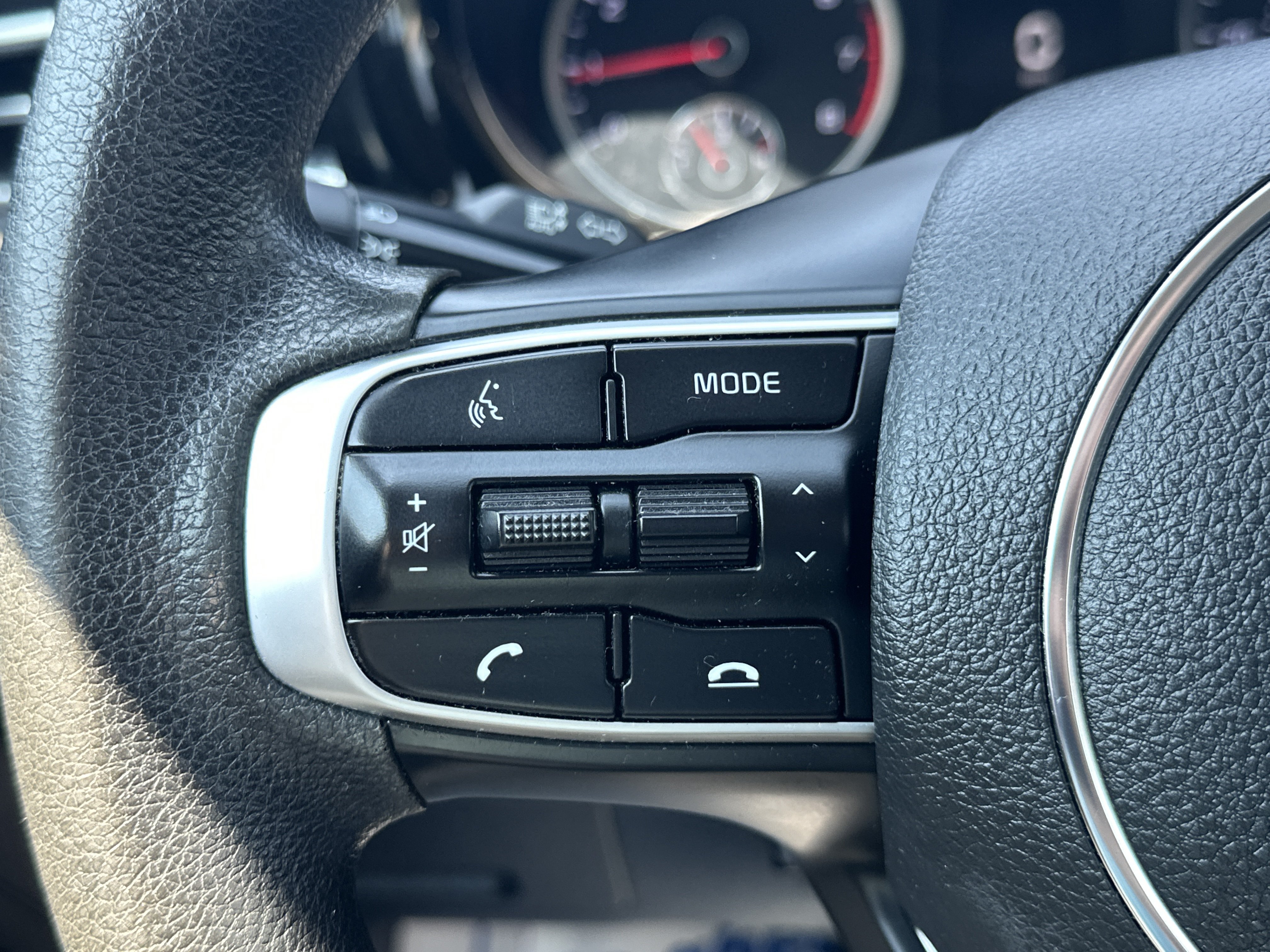 Used 2022 Kia K5 LXS FWD image 14