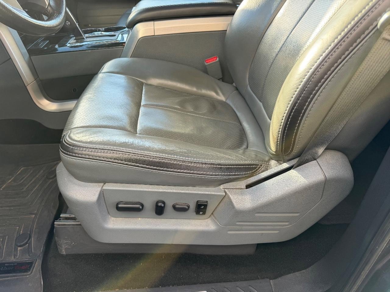 Used 2012 Ford F150 Platinum image 20