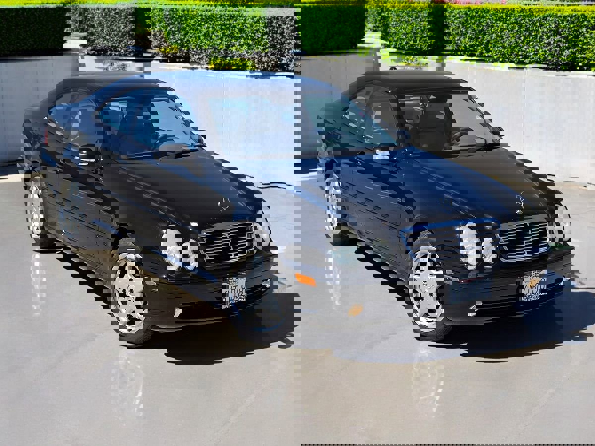 Used 2001 Mercedes-Benz CLK 430 Coupe image 3