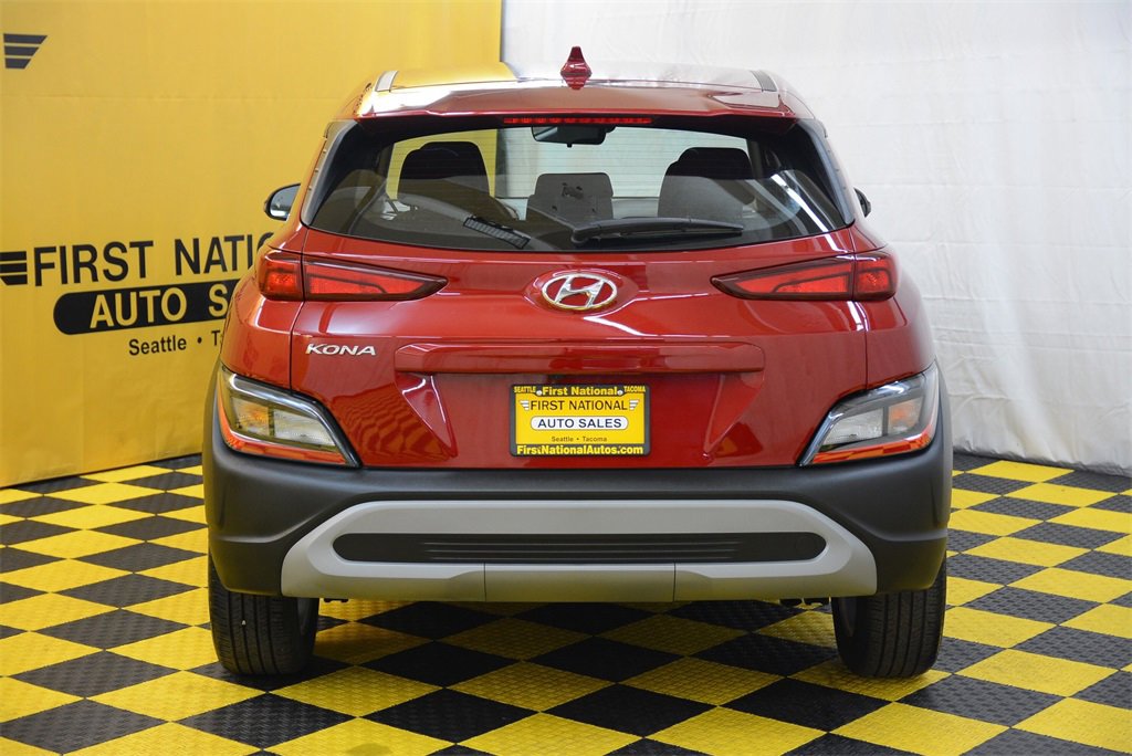 Used 2023 Hyundai Kona SE image 9