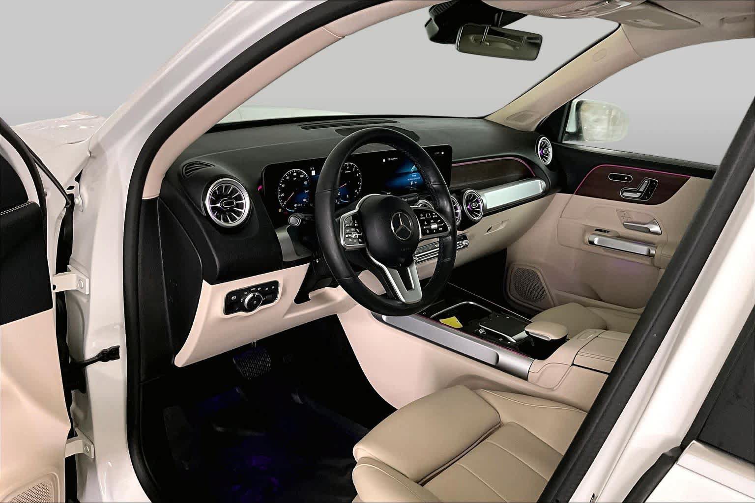 Certified 2022 Mercedes-Benz GLB 250 4MATIC image 18