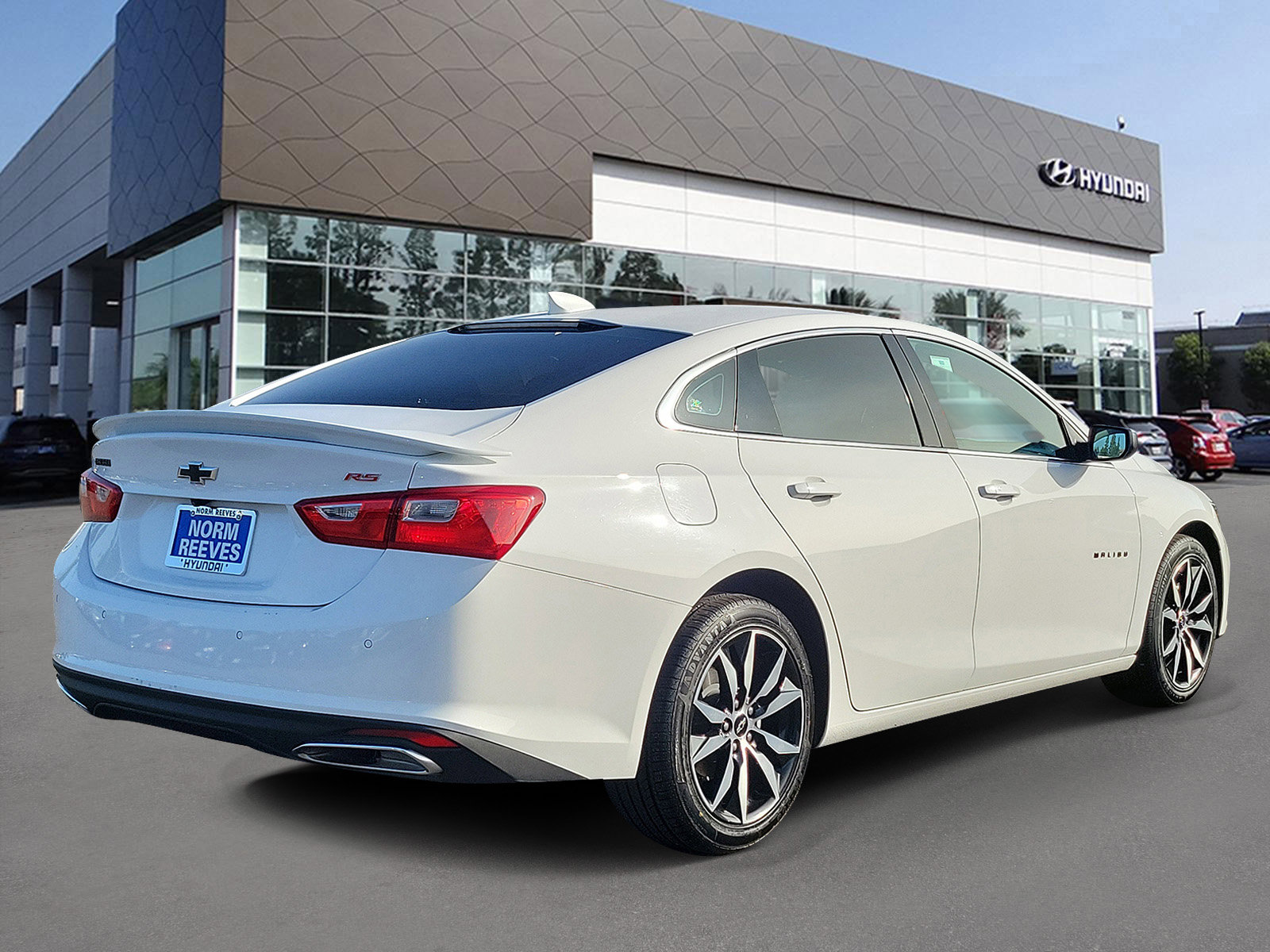 Used 2024 Chevrolet Malibu RS image 2